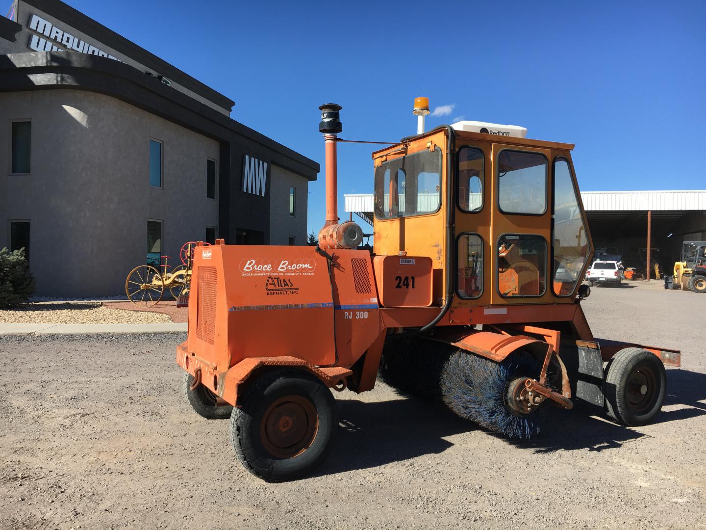 ./imagenes/INVOICE/2019/16330/BARREDORA BROCE_RJ300 (3).JPG